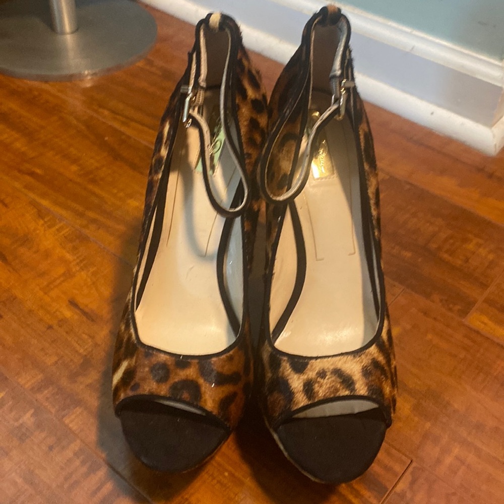 Jessica Simpson Leopard Print Wedges